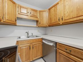 21 Middlesex Avenue 305, Worcester MA 01604