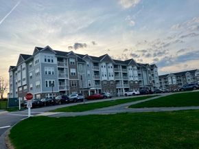 4204 Peters Farm Way 204, Westborough MA 01581