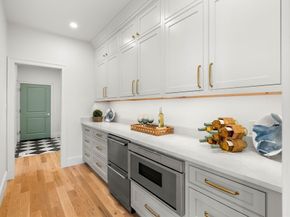220 Atlantic St, Gloucester MA 01930