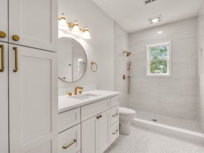 220 Atlantic St, Gloucester MA 01930