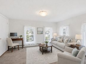 15-17 Church Ct, Ashland MA 01721