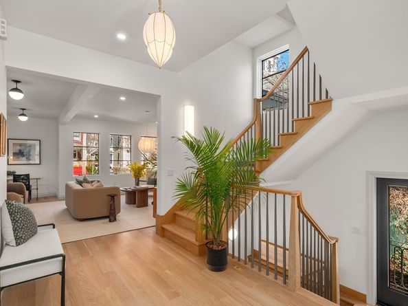 18 Clinton Street A, Cambridge MA 02139