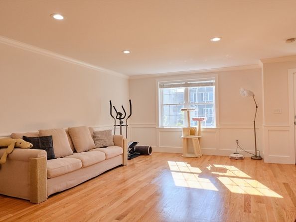 24 Beacon St 24, Arlington MA 02474