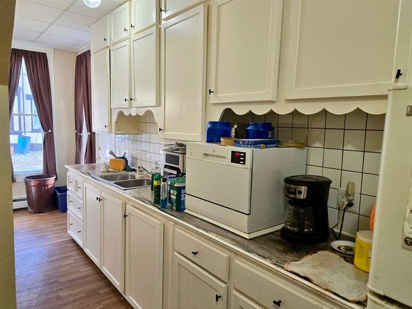 13 Edwards St, Southbridge MA 01550