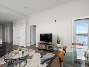 130 Broad Broad Reach 606, Weymouth MA 02191