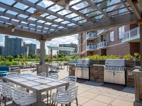130 Broad Broad Reach 606, Weymouth MA 02191
