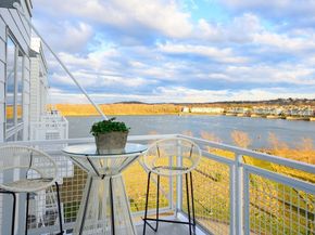 130 Broad Broad Reach 606, Weymouth MA 02191