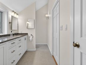 23 Greybirch Rd, Andover MA 01810