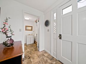 2 East St, Sharon MA 02067
