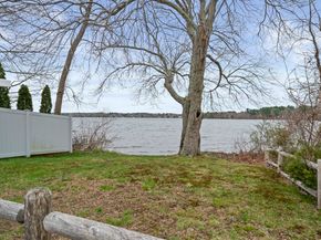 2 East St, Sharon MA 02067