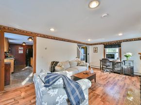 15 Parker Road, Holden MA 01520