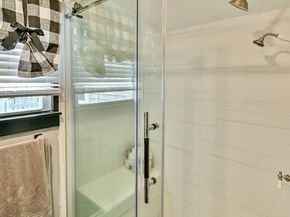 15 Parker Road, Holden MA 01520