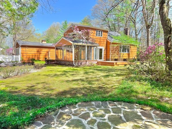 17 Brentwood Rd, Sudbury MA 01776