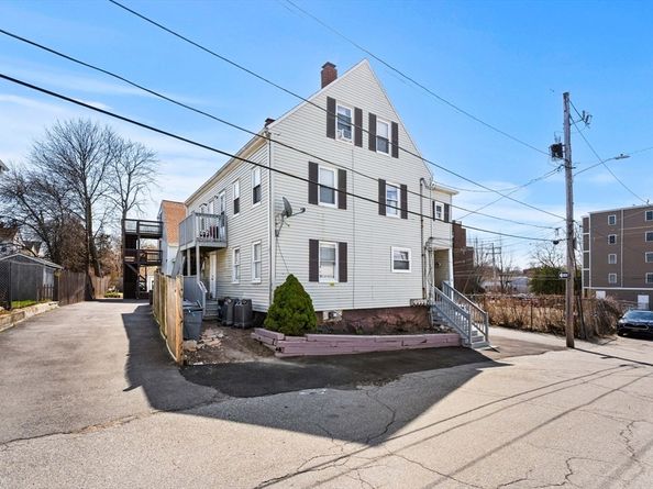 6 Munroe St, Peabody MA 01960
