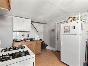 6 Munroe St, Peabody MA 01960