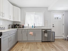 61 Shepton St, Boston MA 02124