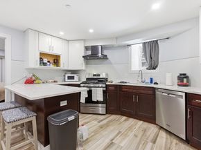 61 Shepton St, Boston MA 02124