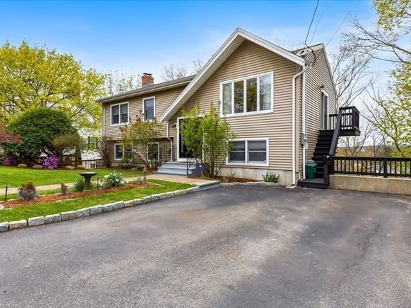 71 Sargent Road, Winchester MA 01890