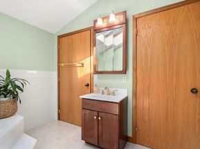 12 Stiles Ave, Spencer MA 01562