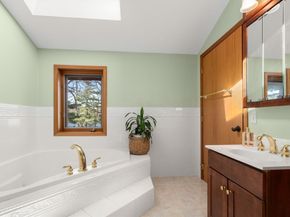 12 Stiles Ave, Spencer MA 01562