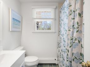 21 French St, Hingham MA 02043