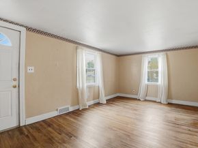 117 Pine St, Holbrook MA 02343