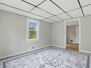 117 Pine St, Holbrook MA 02343
