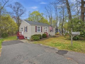 117 Pine St, Holbrook MA 02343