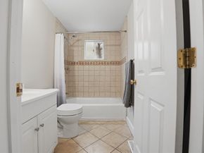 117 Pine St, Holbrook MA 02343