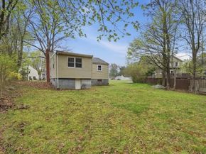 117 Pine St, Holbrook MA 02343