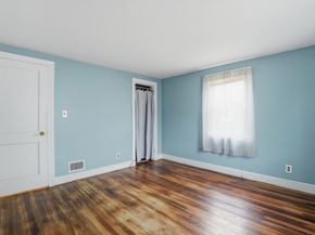 117 Pine St, Holbrook MA 02343