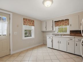 117 Pine St, Holbrook MA 02343