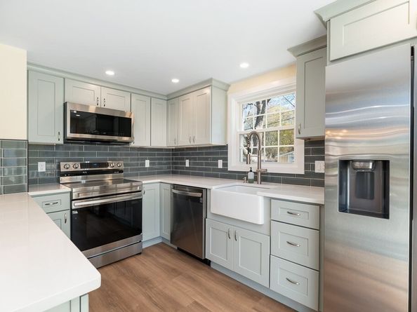 32 Lexington Drive, Beverly MA 01915