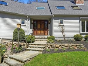 119 Lazell St, Hingham MA 02043