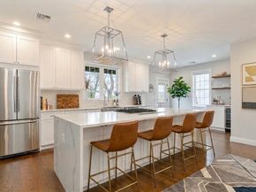 27 Suffolk St 2, Chelsea MA 02150