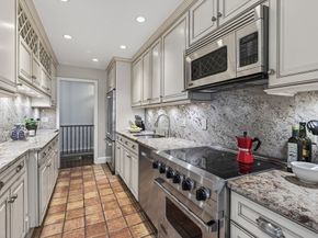 180 Marlborough St 2, Boston MA 02116