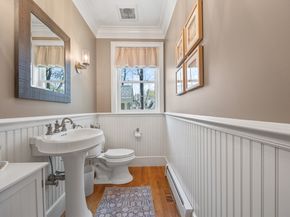 344 Salem St, Lynnfield MA 01904