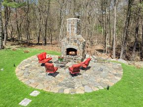 344 Salem St, Lynnfield MA 01904