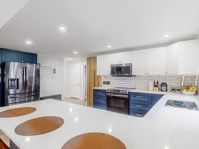 786 E Ashland St, Brockton MA 02302