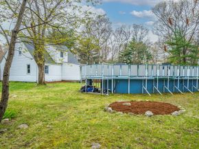 786 E Ashland St, Brockton MA 02302