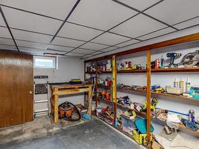 786 E Ashland St, Brockton MA 02302