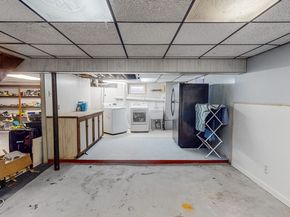 786 E Ashland St, Brockton MA 02302