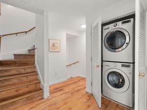 110 Coolidge Hill Rd 2, Watertown MA 02472