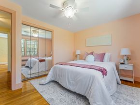 33 Hapgood Rd, Worcester MA 01605