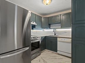 34 South St 202, Quincy MA 02169