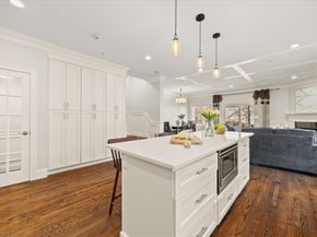 20 Dalby St 20, Newton MA 02458