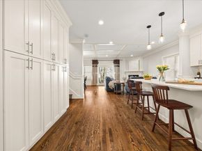 20 Dalby St 20, Newton MA 02458