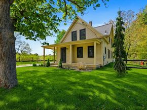 25 Warfield St, Hopedale MA 01747