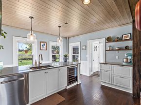 25 Warfield St, Hopedale MA 01747