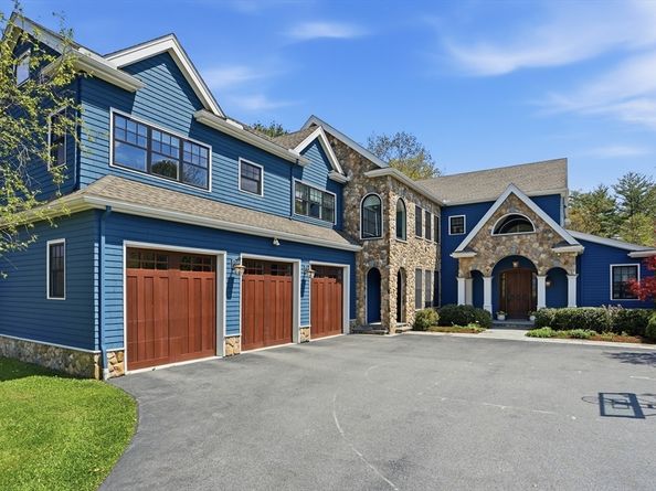 21 Fletcher Road, Bedford MA 01730